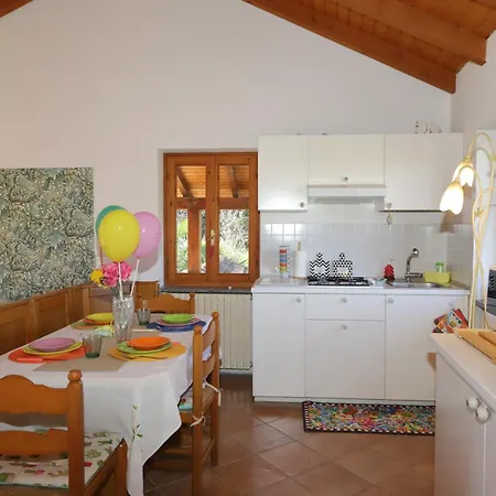 La Mansarda Del Ciliegio - Deliziosa Mansarda Con Giardino A 6 Km Da Appartement Arona