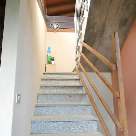 Appartement La Mansarda Del Ciliegio - Deliziosa Mansarda Con Giardino A 6 Km Da