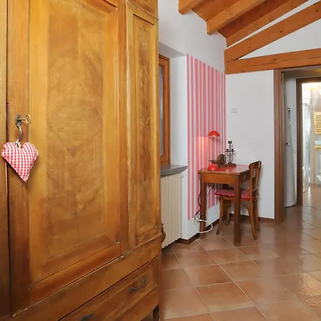 La Mansarda Del Ciliegio - Deliziosa Mansarda Con Giardino A 6 Km Da Appartement *