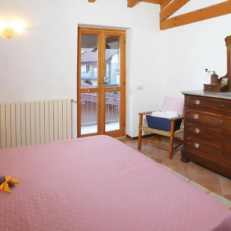 Appartement La Mansarda Del Ciliegio - Deliziosa Mansarda Con Giardino A 6 Km Da *