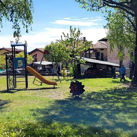 Apartment La Mansarda Del Ciliegio - Deliziosa Mansarda Con Giardino A 6 Km Da